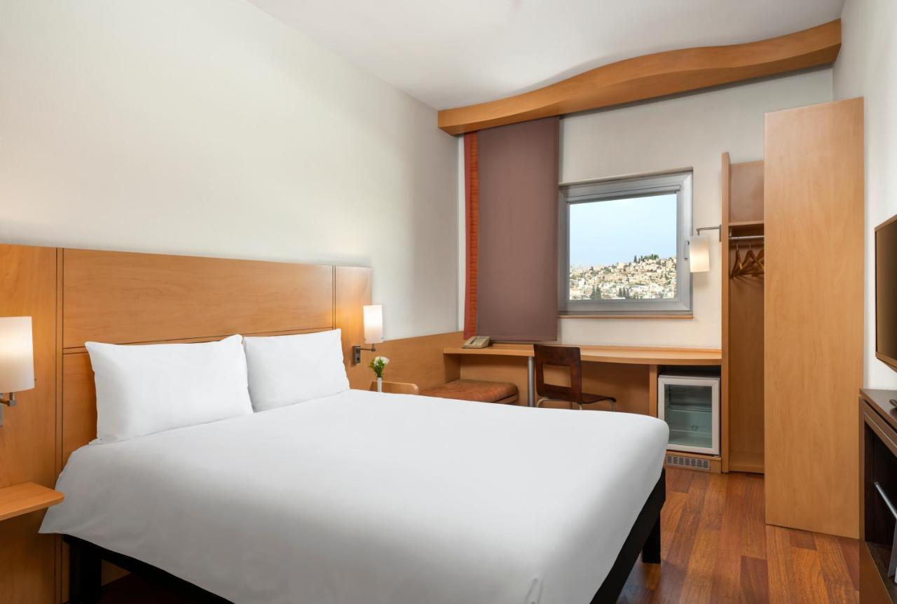 Отель Ibis 3*